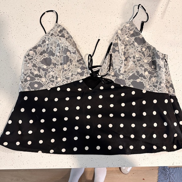 Abercrombie & Fitch Black and White Polka Dot Top - Picture 1 of 7